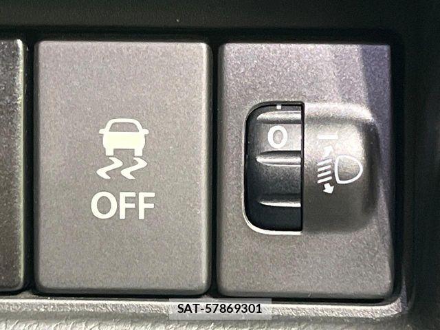 Suzuki WAGON R 2017-04 8211059-6