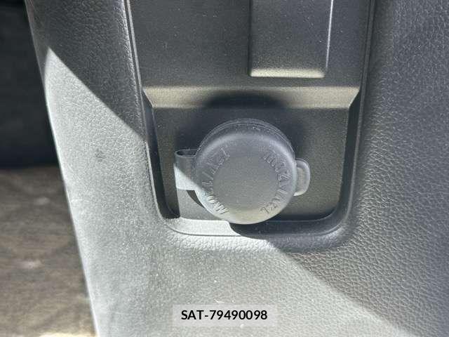 Suzuki WAGON R 2019-04 8211054-15