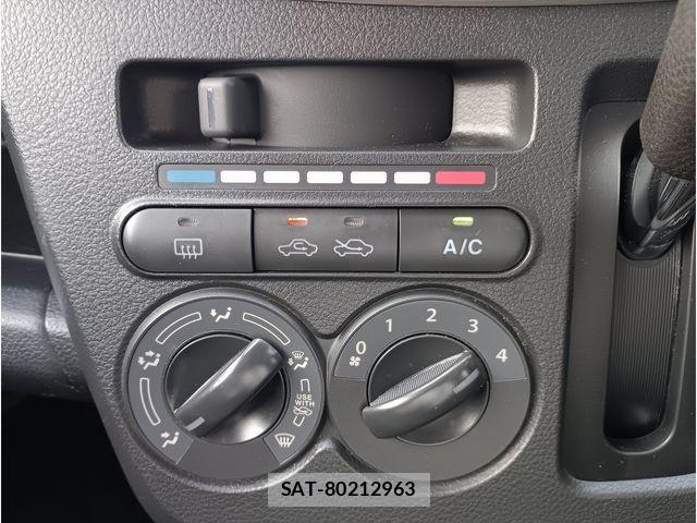 Suzuki WAGON R 2015-04 8211066-4