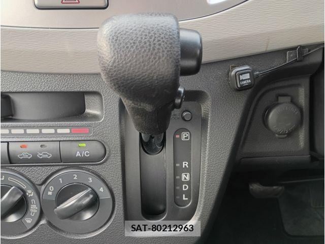 Suzuki WAGON R 2015-04 8211066-5