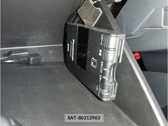 Suzuki WAGON R 2015-04 8211066-6