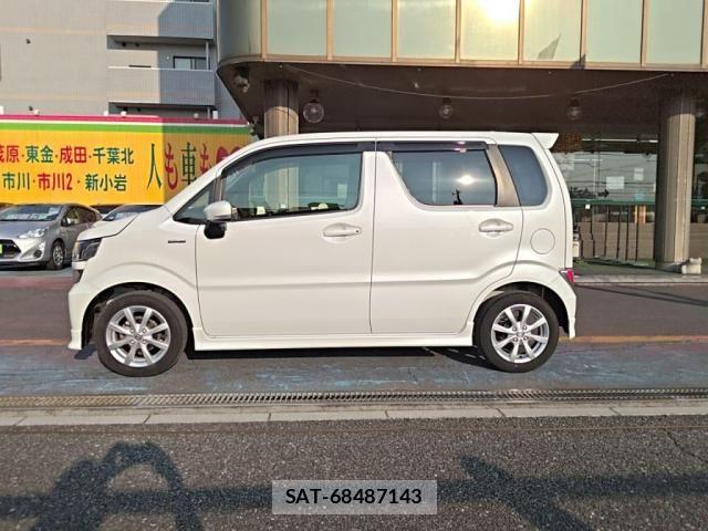Suzuki WAGON R 2021-11 8211046-11