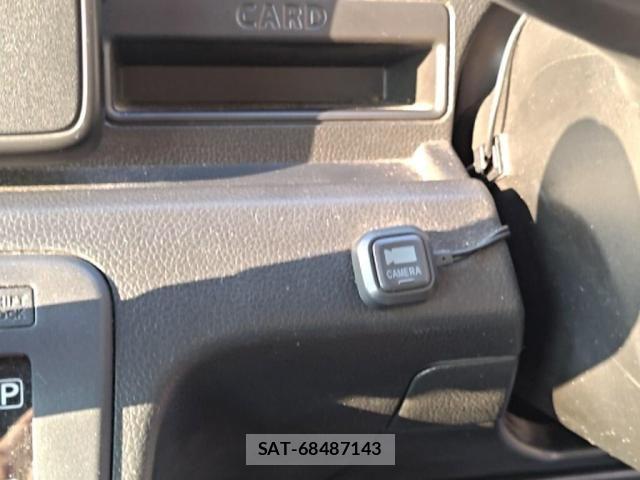 Suzuki WAGON R 2021-11 8211046-18