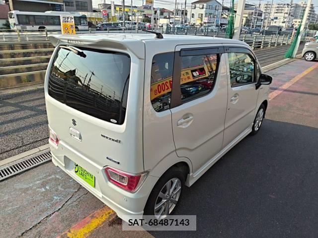 Suzuki WAGON R 2021-11 8211046-1