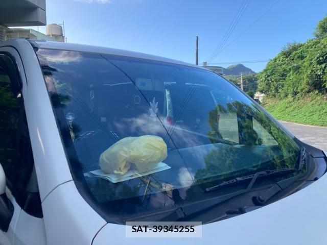 Suzuki WAGON R 2017-08 8211064-7