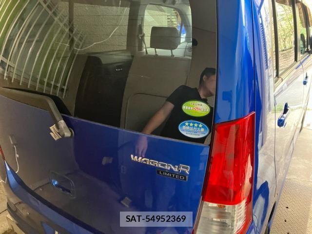 Suzuki WAGON R 2012-01 8211067-4