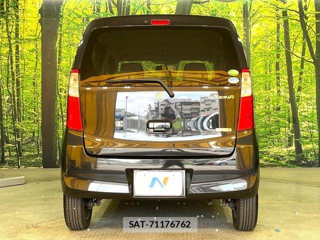 Suzuki WAGON R 2013-08 8211060-14