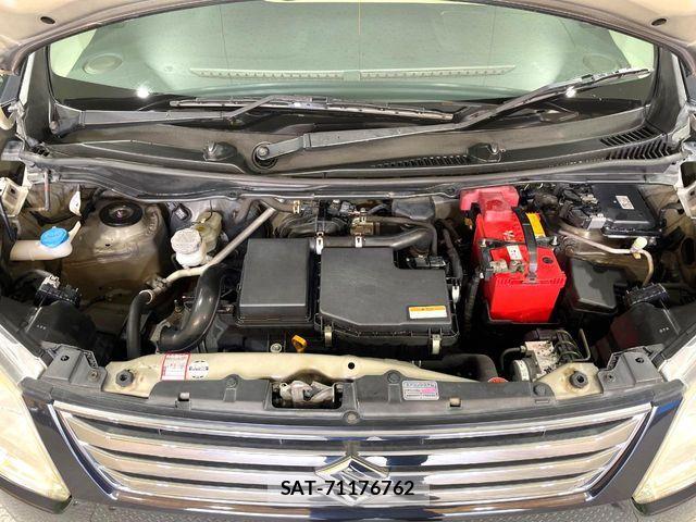 Suzuki WAGON R 2013-08 8211060-17