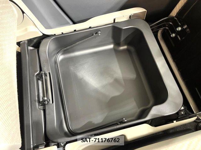 Suzuki WAGON R 2013-08 8211060-6