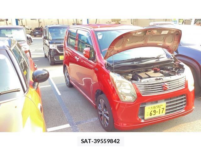 Suzuki WAGON R 2014-03 8232440-1
