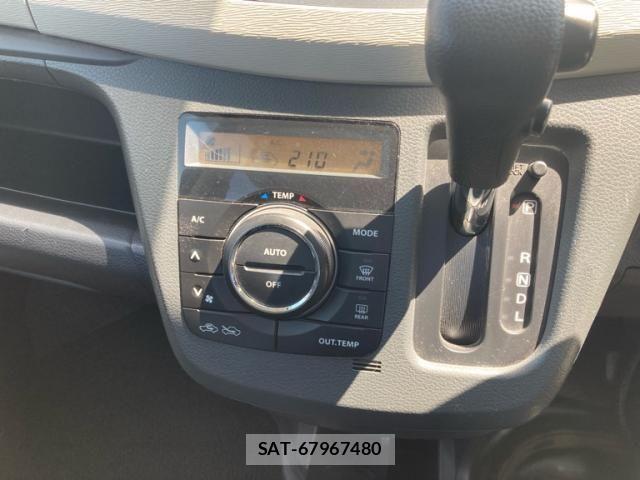 Suzuki WAGON R 2015-02 8232462-15
