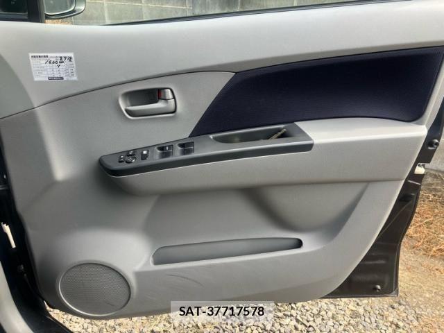 Suzuki WAGON R 2011-01 8232459-11