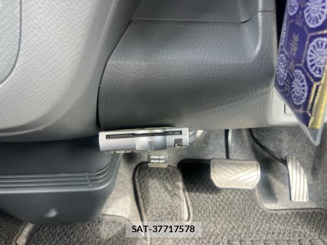 Suzuki WAGON R 2011-01 8232459-16