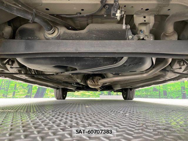 Suzuki WAGON R 2019-04 8232439-18
