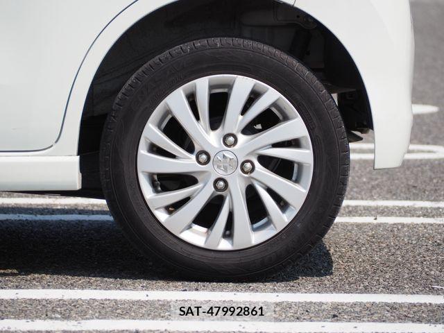 Suzuki WAGON R 2015-12 8232438-10