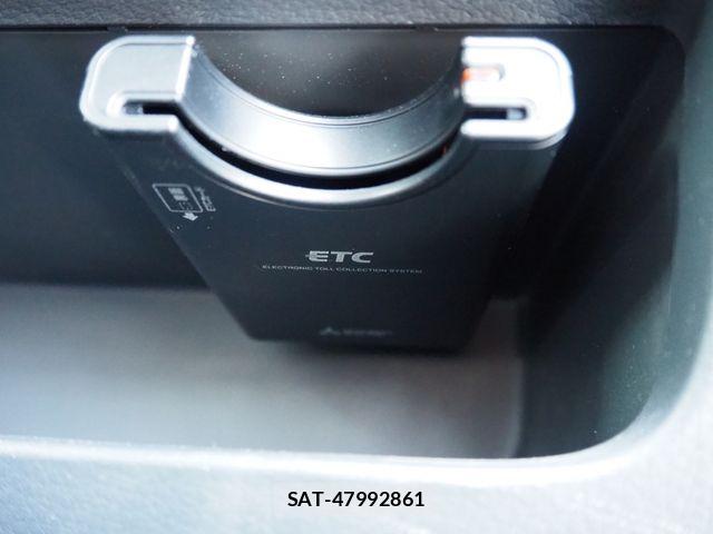 Suzuki WAGON R 2015-12 8232438-16