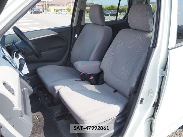 Suzuki WAGON R 2015-12 8232438-21