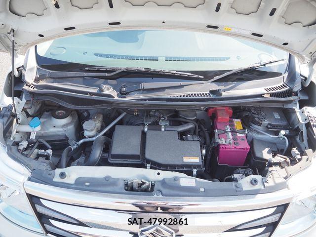 Suzuki WAGON R 2015-12 8232438-26