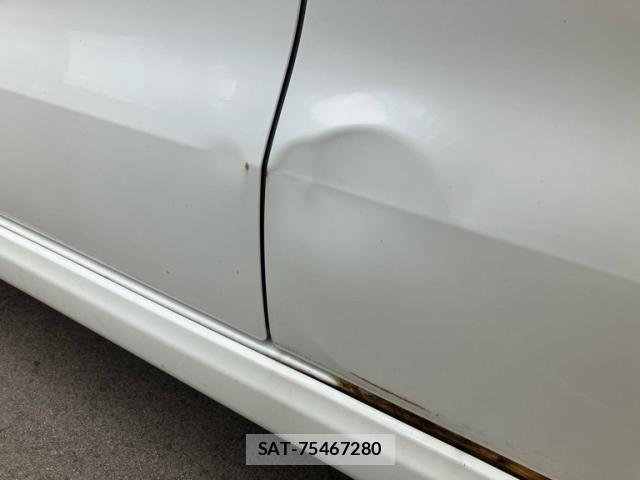 Suzuki WAGON R 2011-06 8232460-13
