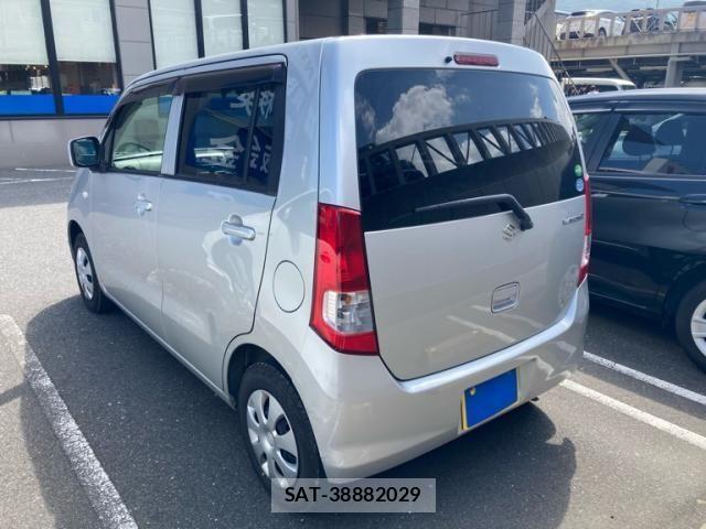 Suzuki WAGON R 2012-08 8232446-5