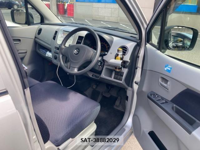 Suzuki WAGON R 2012-08 8232446-6
