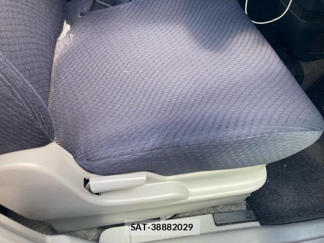 Suzuki WAGON R 2012-08 8232446-8
