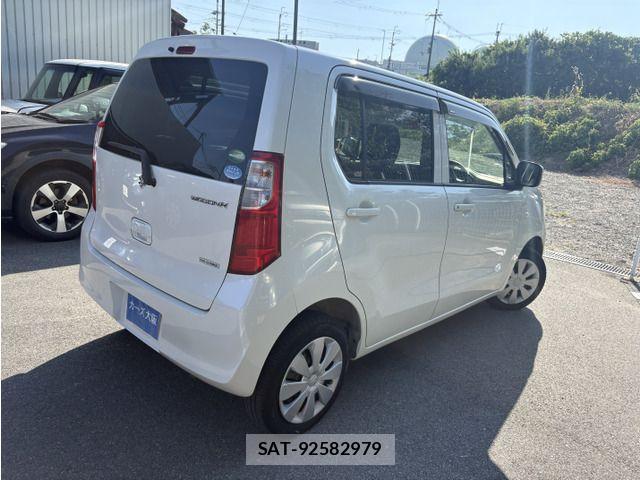 Suzuki WAGON R 2016-06 8247186-3