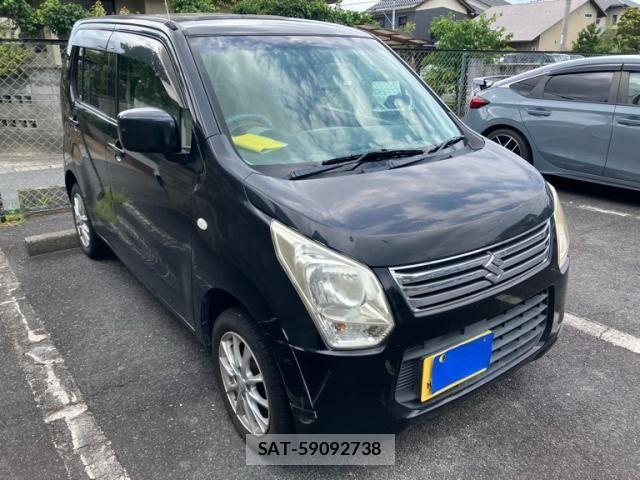 Suzuki WAGON R 2013-06 8247196-0