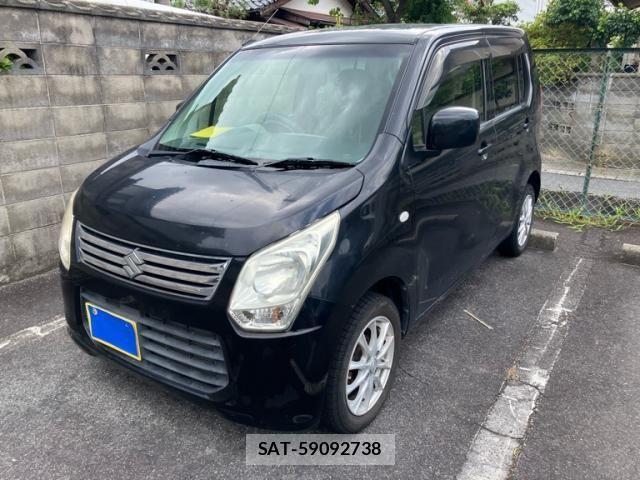 Suzuki WAGON R 2013-06 8247196-1