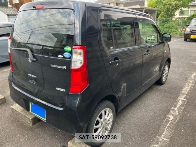 Suzuki WAGON R 2013-06 8247196-6