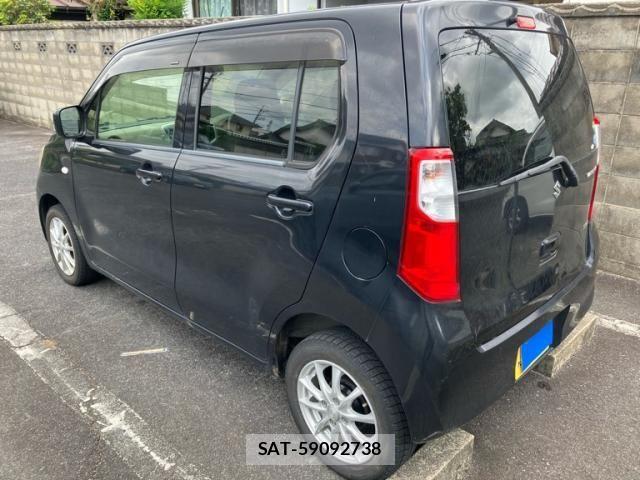 Suzuki WAGON R 2013-06 8247196-7