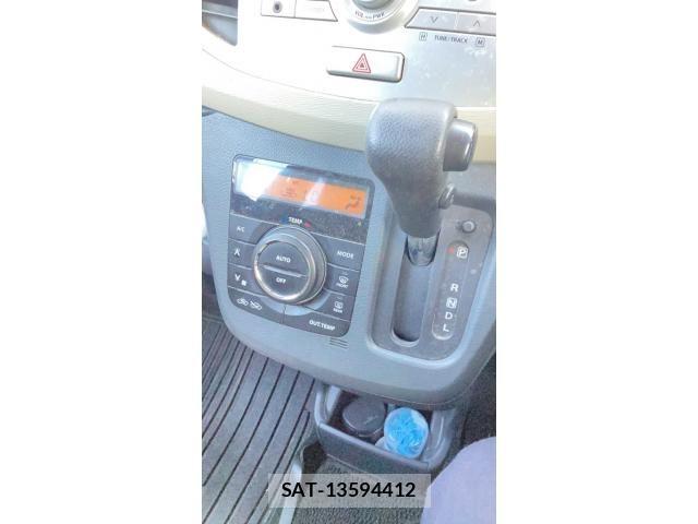 Suzuki WAGON R 2014-03 8247190-12