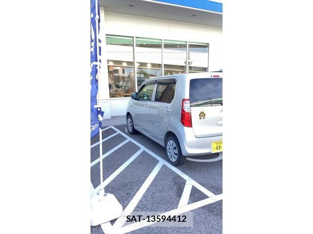 Suzuki WAGON R 2014-03 8247190-2