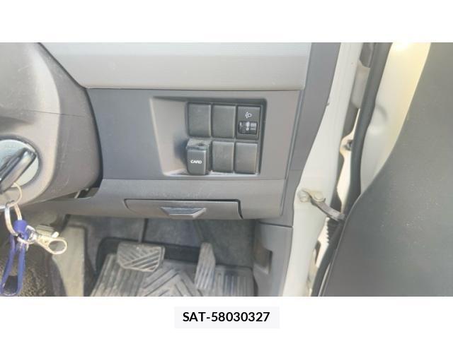 Suzuki WAGON R 2008-02 8318189-14