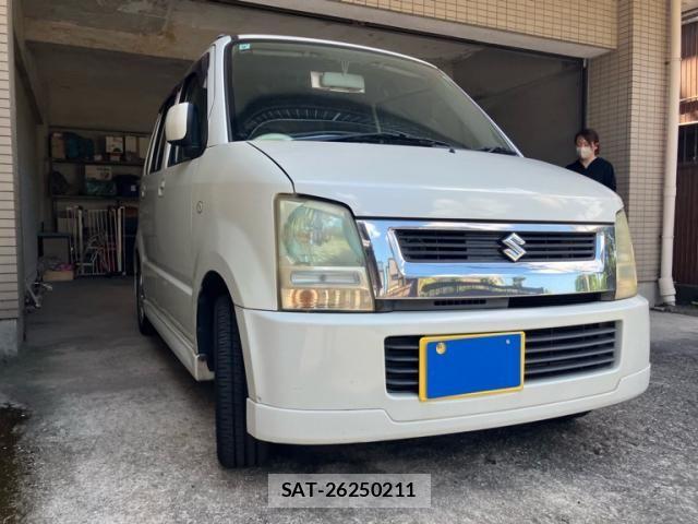 Suzuki WAGON R 2005-08 8318186-1