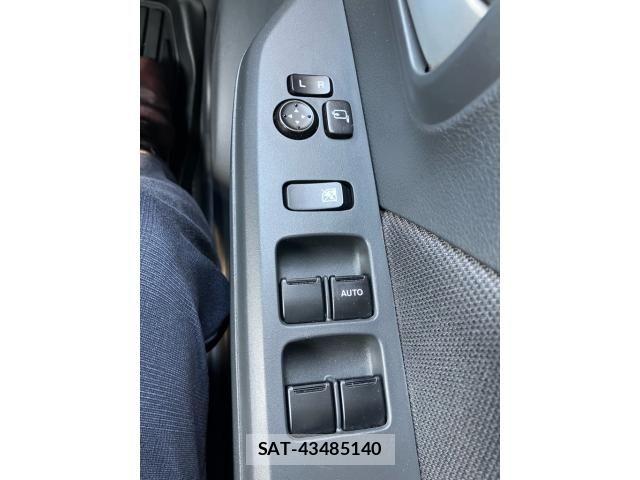 Suzuki WAGON R 2012-09 8318160-17