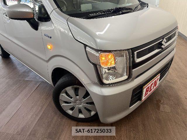 Suzuki WAGON R 2017-11 8318151-24