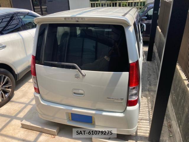 Suzuki WAGON R 2005-08 8318182-3