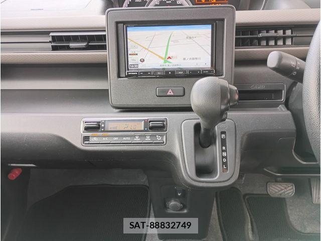 Suzuki WAGON R 2021-06 8318147-9