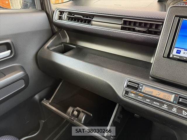 Suzuki WAGON R 2019-08 8318149-28
