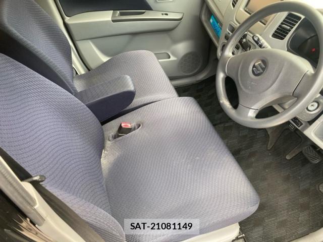 Suzuki WAGON R 2011-07 8318181-7