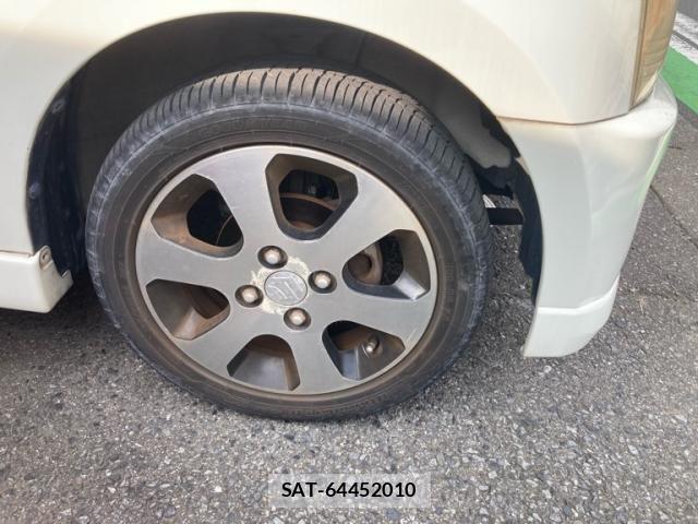 Suzuki WAGON R 2008-06 8318165-6