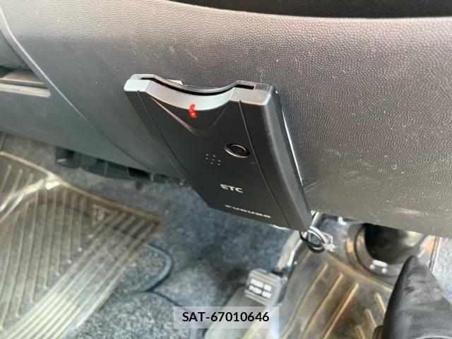 Suzuki WAGON R 2007-08 8318184-16