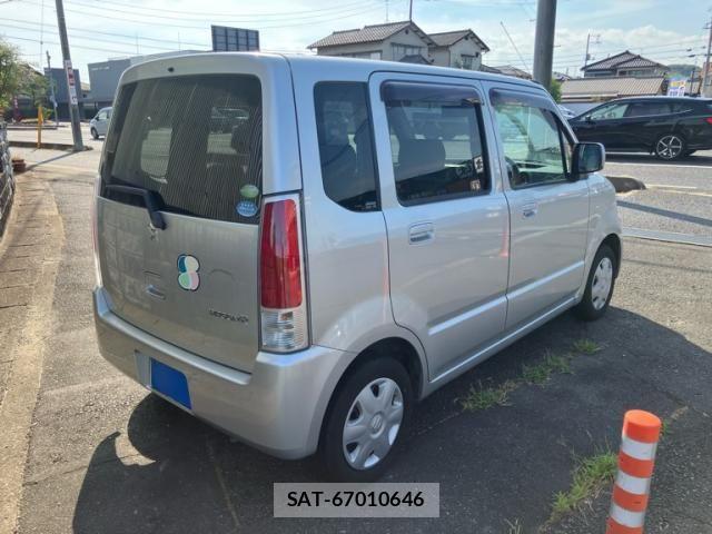 Suzuki WAGON R 2007-08 8318184-2
