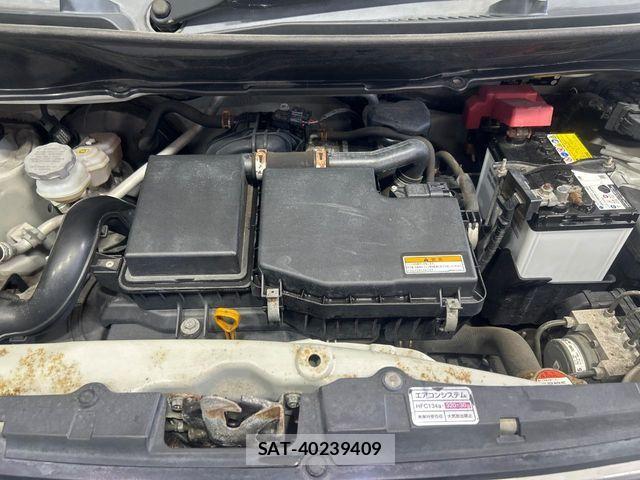 Suzuki WAGON R 2014-05 8318157-17