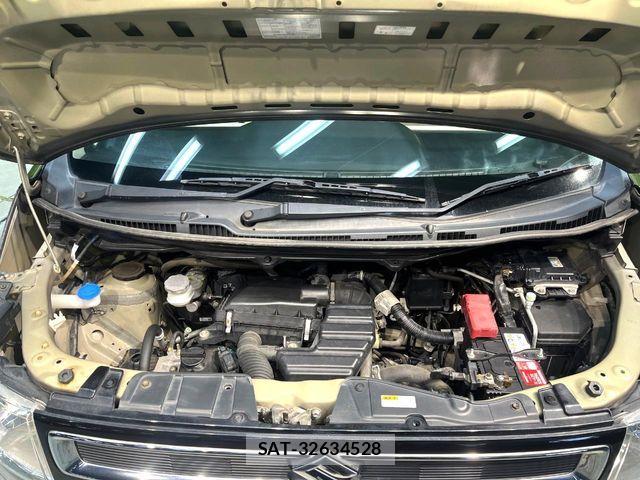 Suzuki WAGON R 2017-05 8318145-17