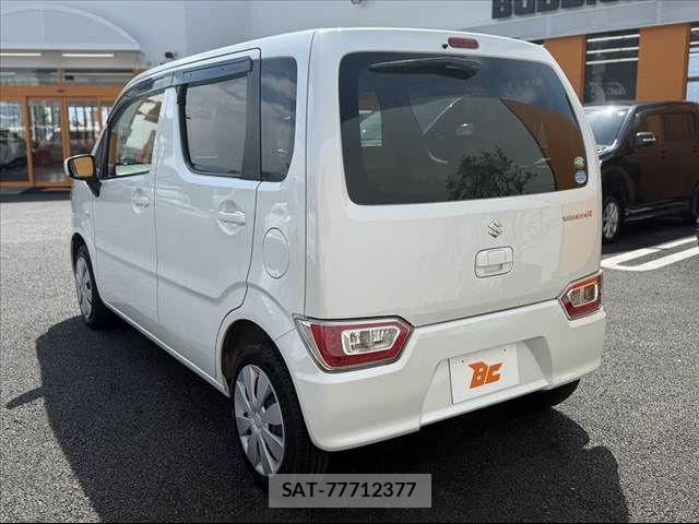 Suzuki WAGON R 2018-08 8318154-12