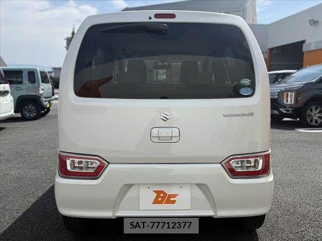Suzuki WAGON R 2018-08 8318154-13