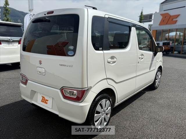 Suzuki WAGON R 2018-08 8318154-14
