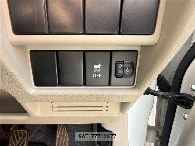 Suzuki WAGON R 2018-08 8318154-22
